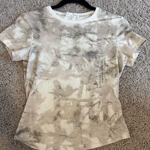 Elegant Cream and Gray Women's Tee